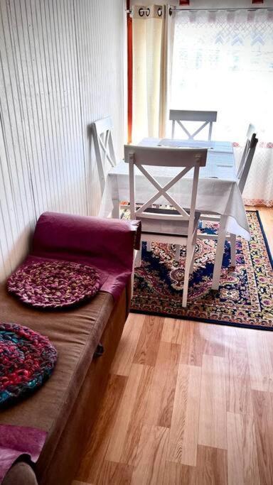 Acogedor Departamento Interior, A Minutos Del Lago 란키후에 외부 사진